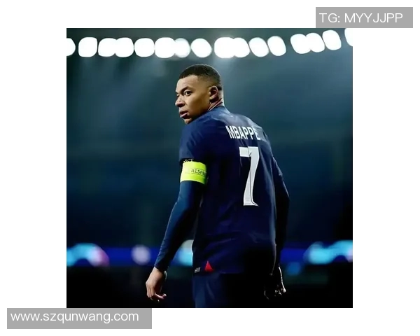 足球明星转身瞬间的精彩瞬间合集与图赏 足球明星转身瞬间的精彩瞬间合集与图赏